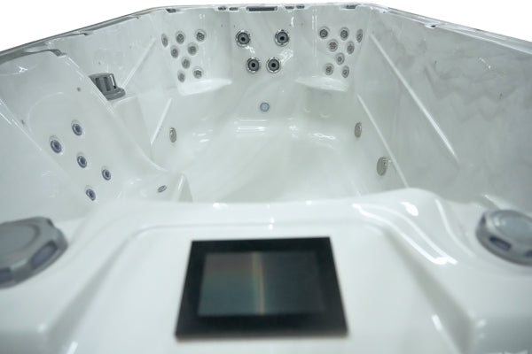 Hydro Oden 2 Pool & Spa